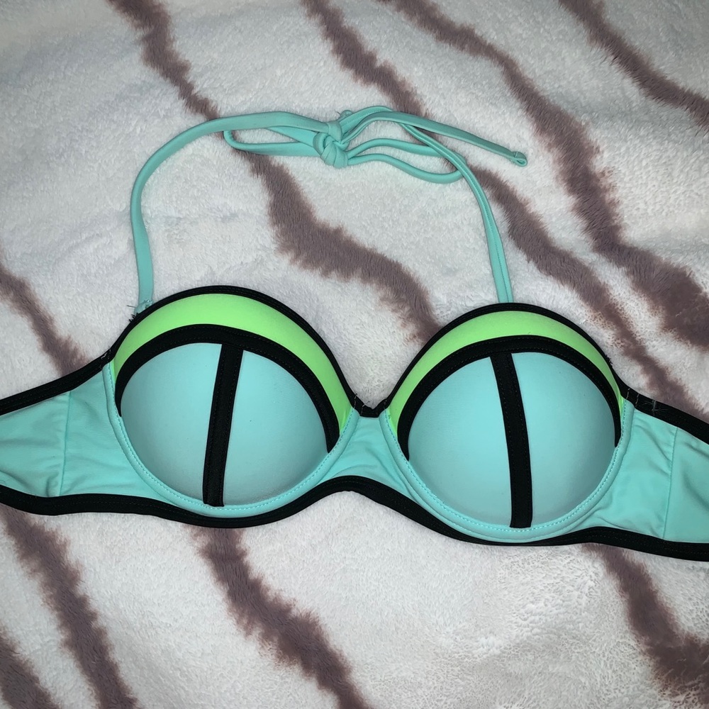 Push-Up Bathing Top